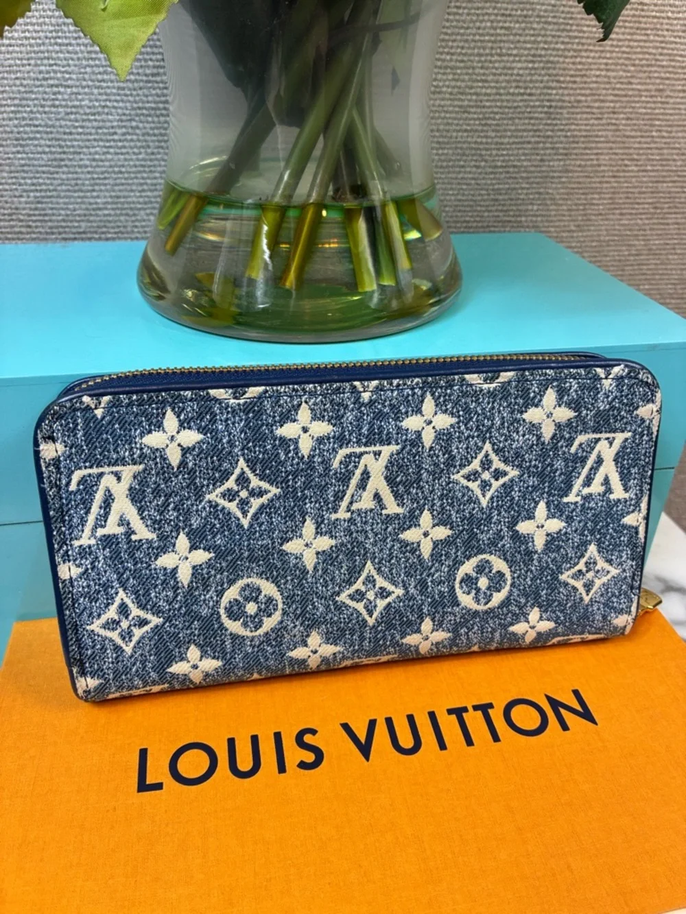 Louis Vuitton Blue Denim Monogram Long Zippy Wallet - Excellent Pre-Loved EUC - Picture 2 of 16